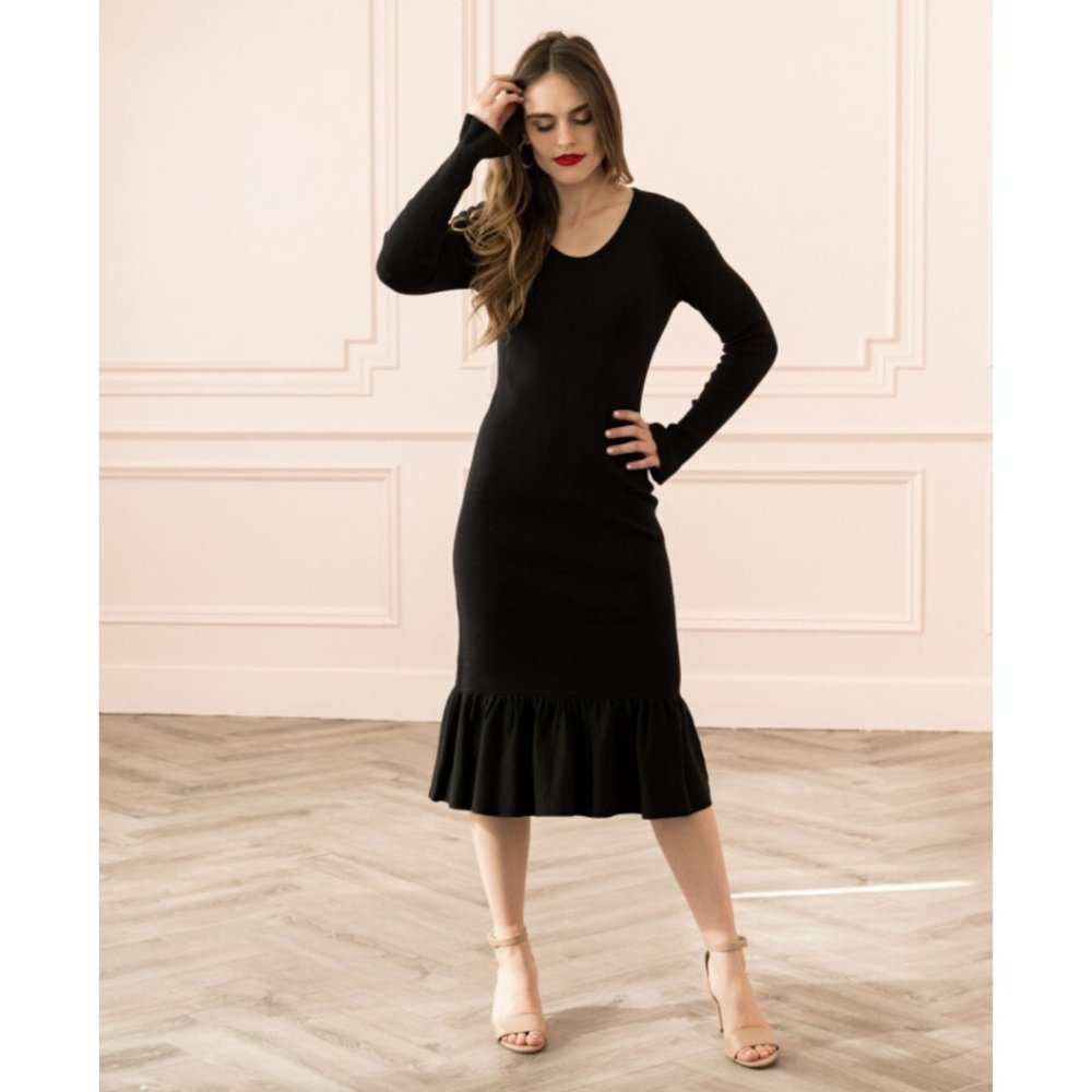 NWOT Rachel Parcell Black Ruffle Sweater Dress - S